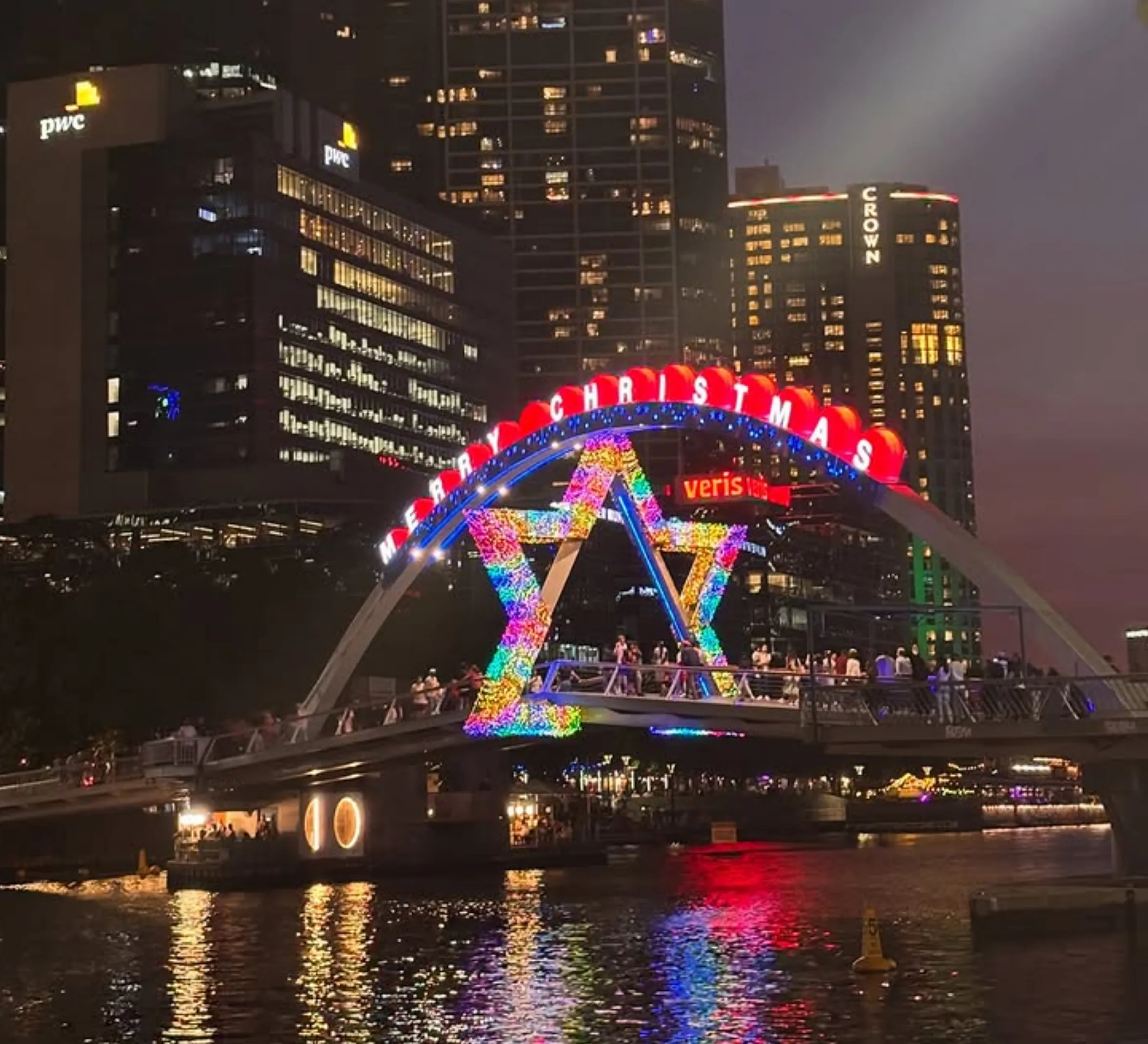 best suburbs for christmas lights melbourne